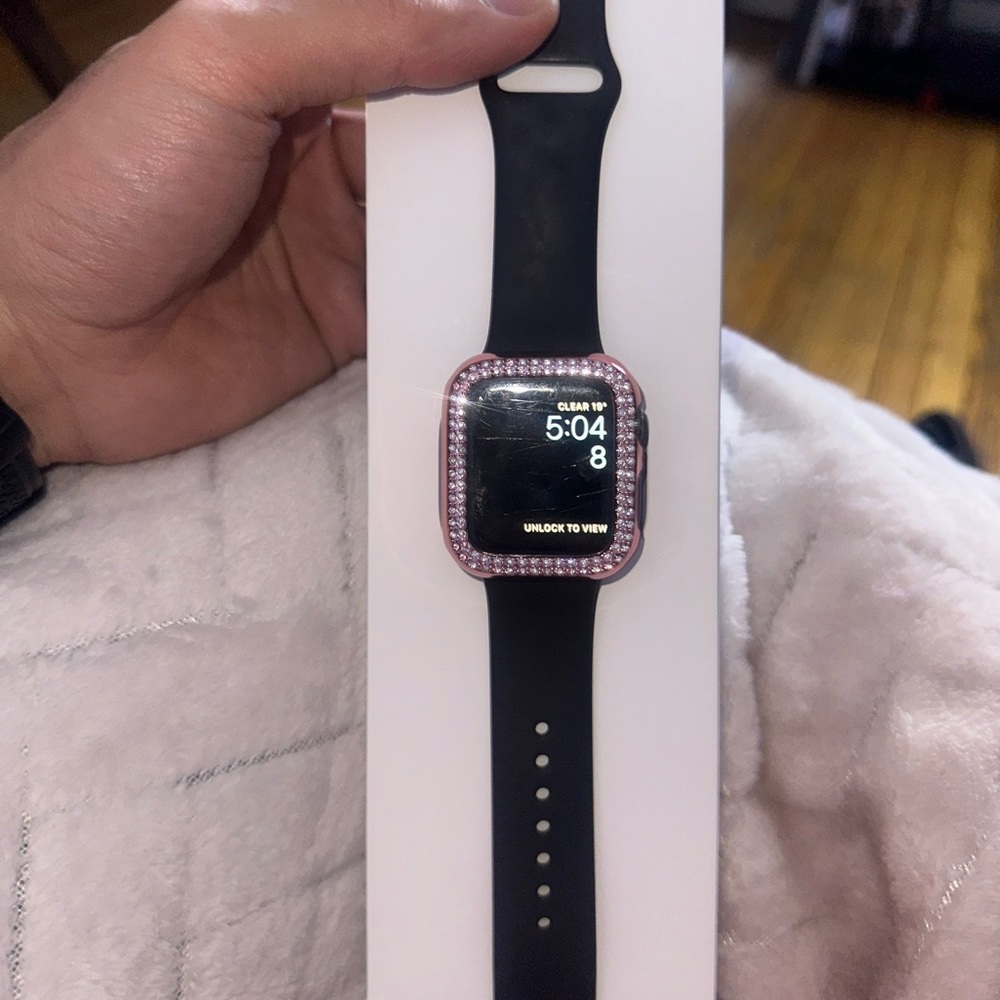 Apple Watch Series 5 44mm 100% Authentic